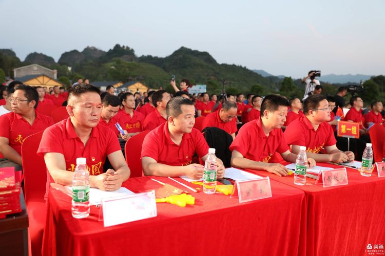 伍市镇庆祝建党100周年演讲决赛暨百年颂歌献给党大型文艺晚会在长寿镇红军营举行