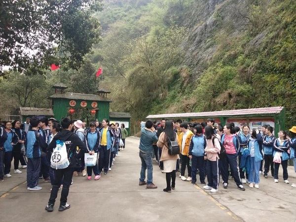 平江县星火燎原红色文化教育培训学校有限公司,平江党建,研学,红色精神
