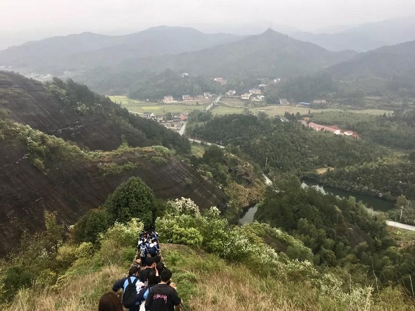 平江县星火燎原红色文化教育培训学校有限公司,平江党建,研学,红色精神