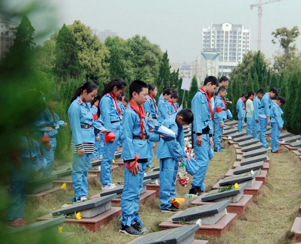 校园 小记者 红色史 将军县